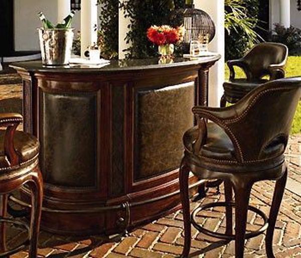 BAR KENYAN HEMINGWAY