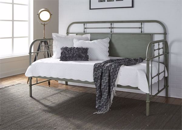 Picture of VINTAGE DAYBED WITH TRUNDLE