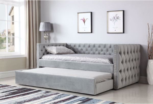 Paige Upholstered Daybed With Trundle