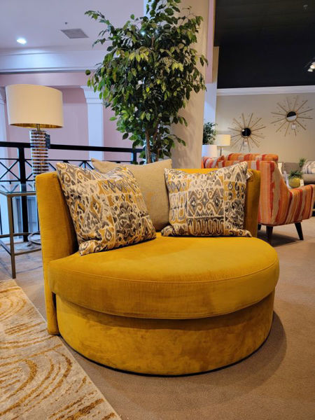 Picture of Gemini Swivel Roundabout Chair