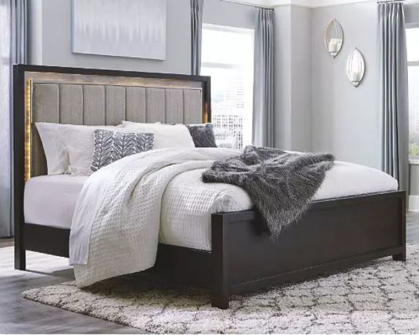 Picture of MARETTO KING UPHOLSTERED PANEL BED