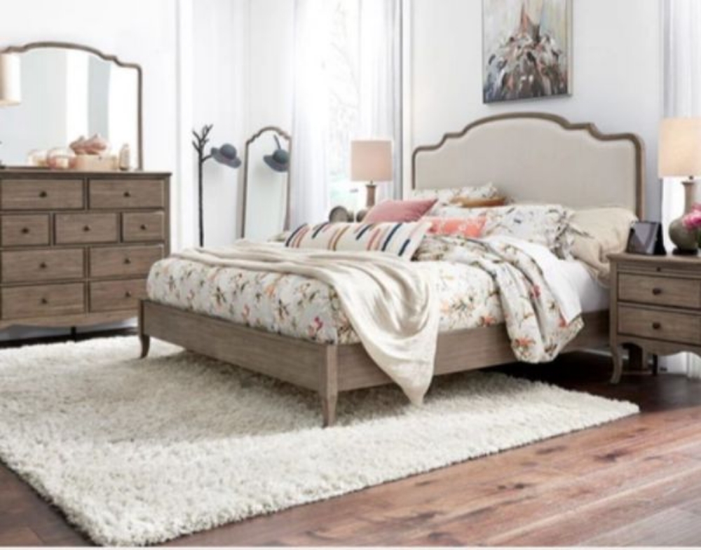 Picture of PROVENCE KING UPHOLSTERED BED