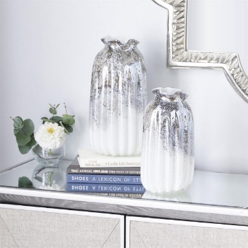 Picture of TEXTURED GRAY GLASS VASE SET